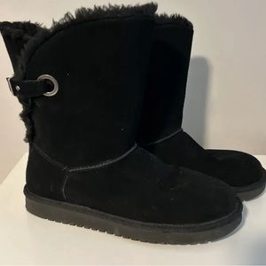 Women’s size 9 uggs